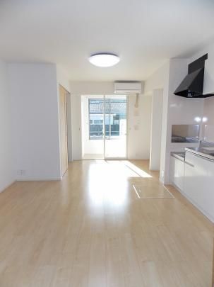 �y���̑��z�@���r���O