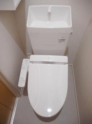 �y���̑��z�@�g�C��