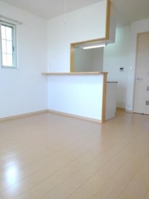 �y���̑��z�@���r���O