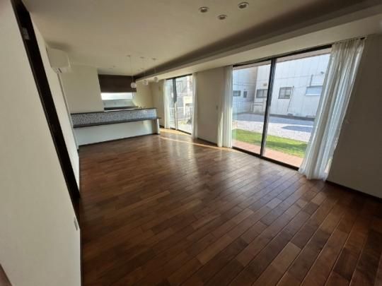 �y���̑��z�@���r���O