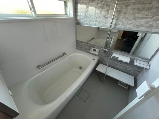 �y���̑��z�@�o�X�^�V�����[