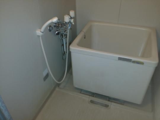 �y���̑��z�@�o�X�^�V�����[