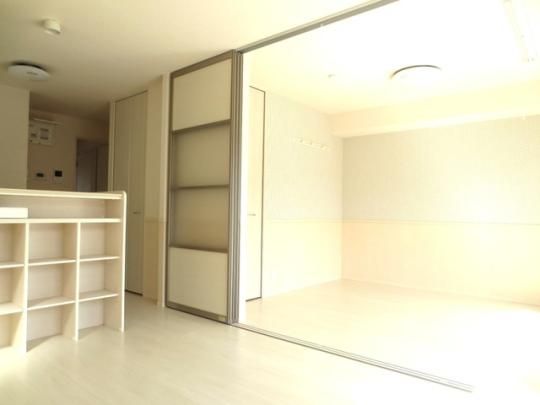 �y���̑��z�@106�@���r���O