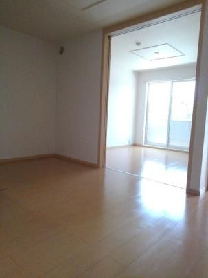�y���̑��z�@���r���O