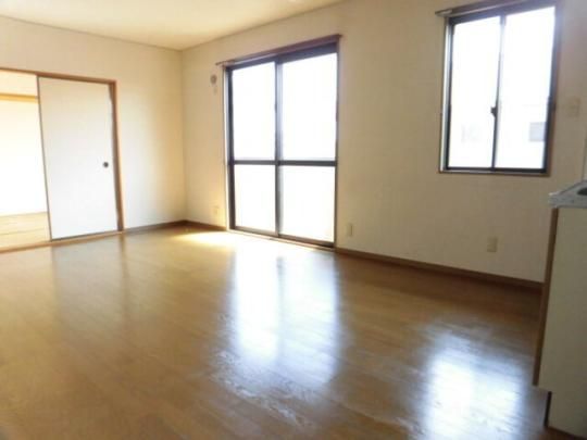 �y���̑��z�@B202�@���r���O