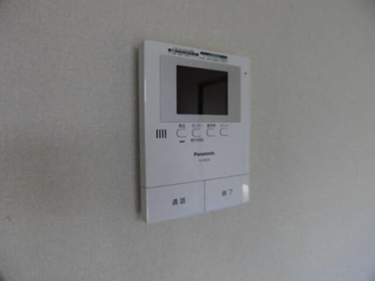 �y���̑��z�@B202�@TV�C���^�[�z��