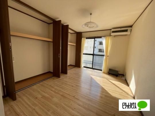 �y���̑��z�@���r���O