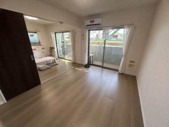 �y���̑��z�@�o�X�^�V�����[