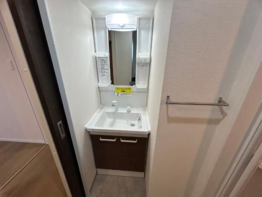 �y���̑��z�@�o�X�^�V�����[