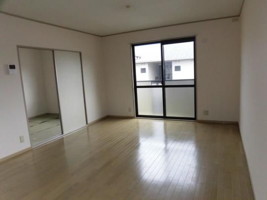 �y���̑��z�@C202  LDK