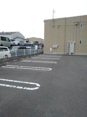 �y���̑��z�@���ԏ�