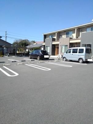 �y���̑��z�@���ԏ�