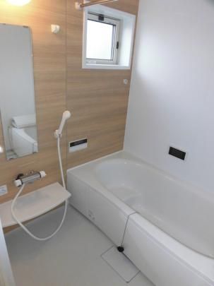 �y���̑��z�@205�@����TV�E���C�����@�t�o�X���[��