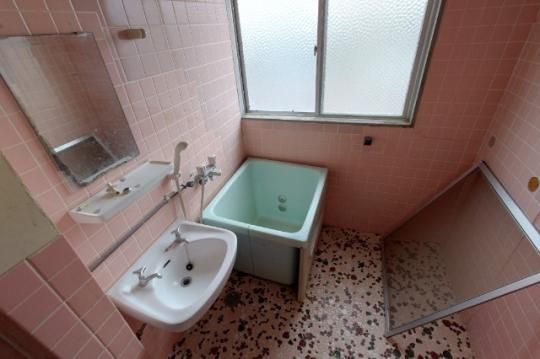 �y���̑��z�@�o�X�^�V�����[