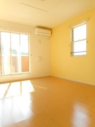 �y���̑��z�@���r���O