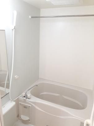 �y���̑��z�@�o�X�^�V�����[