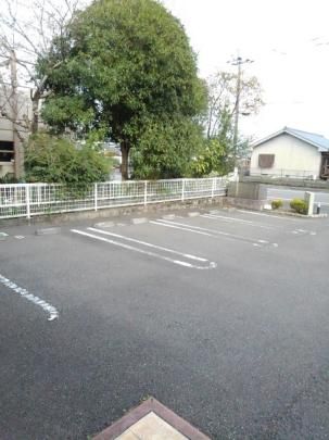 �y���̑��z�@���ԏ�