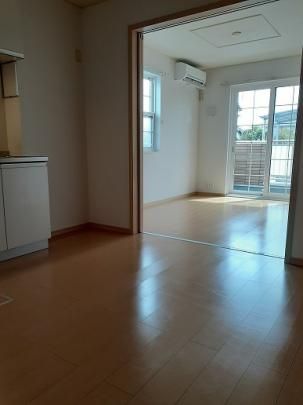 �y���̑��z�@���r���O