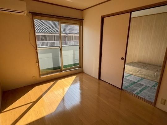 �y���̑��z�@���r���O