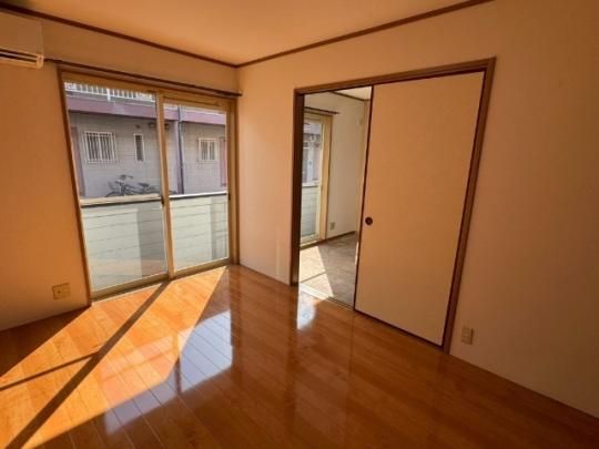 �y���̑��z�@���r���O