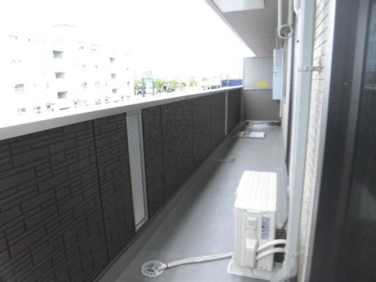 �y���̑��z�@208�@�o���R�j�[