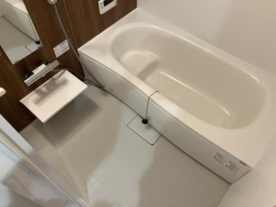 �y���̑��z�@101�@���C�����@�t���o�X���[��