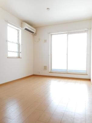 �y���̑��z�@���r���O