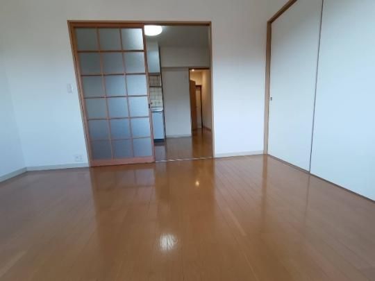 �y���̑��z�@���r���O