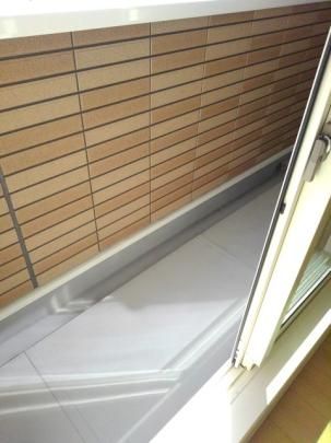 �y���̑��z�@�o���R�j�[