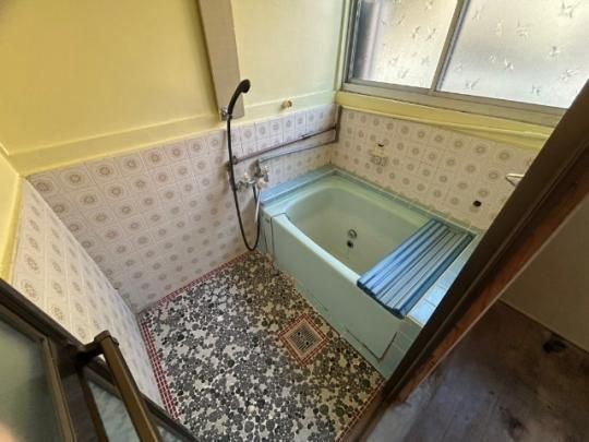 �y���̑��z�@�o�X�^�V�����[