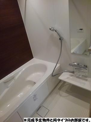 �y���̑��z�@�o�X�^�V�����[