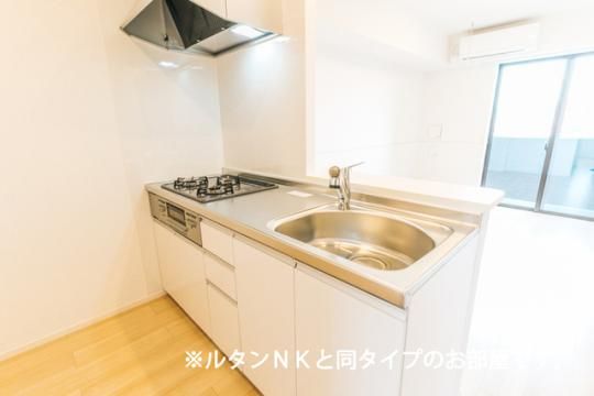 �y���̑��z�@�L�b�`��