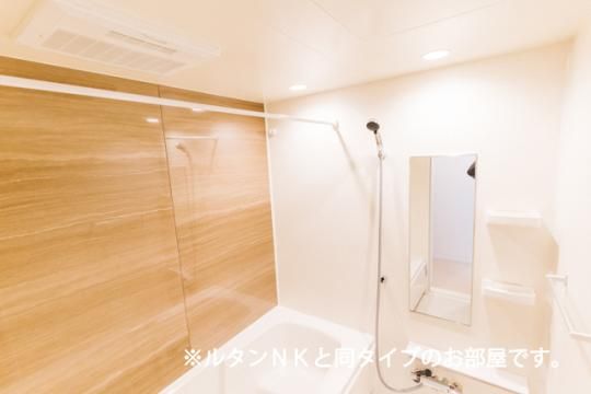 �y���̑��z�@�o�X�^�V�����[