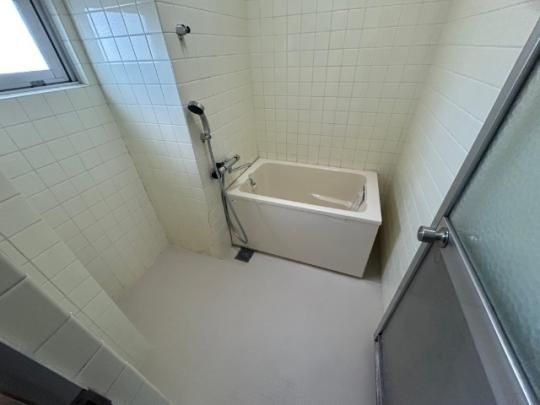 �y���̑��z�@�o�X�^�V�����[