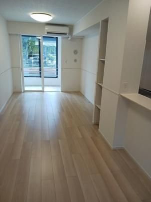 �y���̑��z�@���r���O