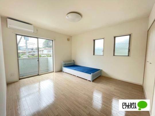 �y���̑��z�@���r���O