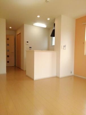 �y���̑��z�@���r���O