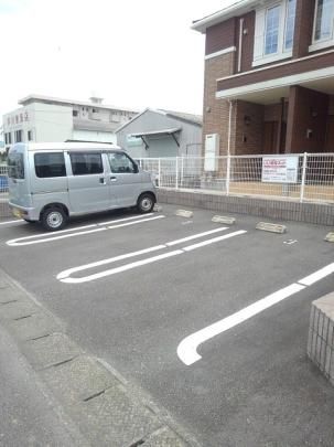 �y���̑��z�@���ԏ�