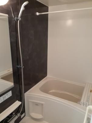 �y���̑��z�@�o�X�^�V�����[