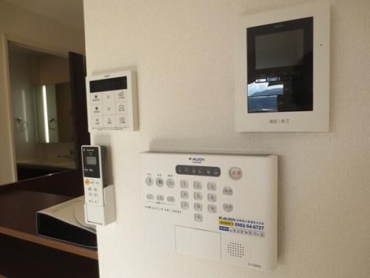 �y���̑��z�@202�@�z�[���Z�L�����e�B�@TV�C���^�[