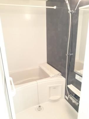 �y���̑��z�@�o�X�^�V�����[