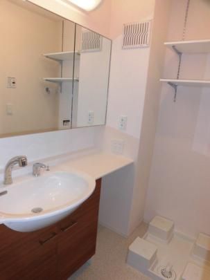 �y���̑��z�@205�@�������ʉ��ϑ�E����@�u����