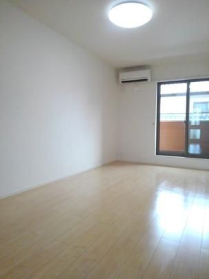 �y���̑��z�@���̑������E�X�y�[�X