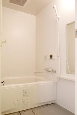 �y���̑��z�@�o�X�^�V�����[