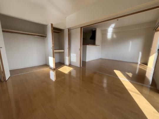 �y���̑��z�@���r���O