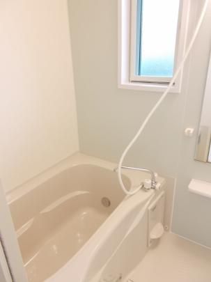 �y���̑��z�@�o�X�^�V�����[