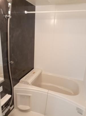 �y���̑��z�@�o�X�^�V�����[