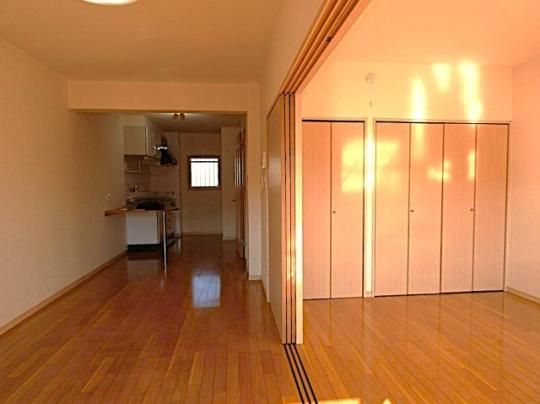 �y���̑��z�@���r���O