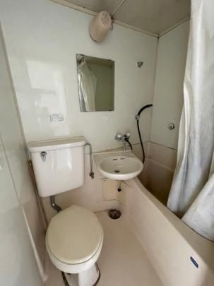 �y���̑��z�@�o�X�^�V�����[