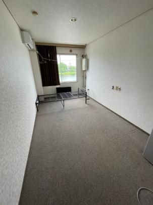 �y���̑��z�@���r���O